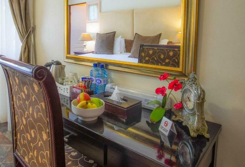 スタンダードルーム, At Heritage House