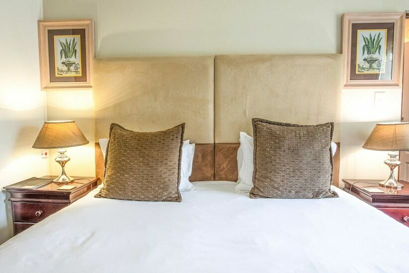 スタンダードルーム, At Heritage House