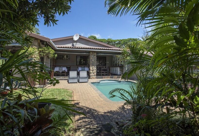 スタンダードルーム, At Heritage House