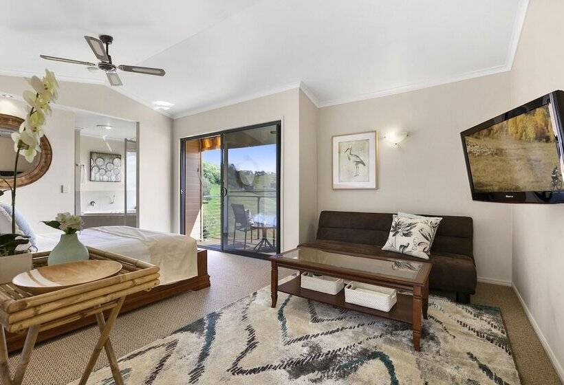 豪华小屋, Top Of The Hill