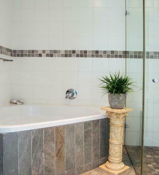 דירת שני חדרים, Bellamente Sirene