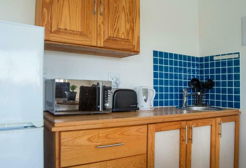 דירת שני חדרים, Bellamente Sirene