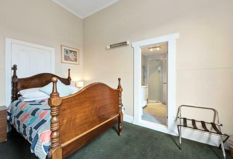 חדר סטנדרט לשלושה, Empire Hotel Queenstown