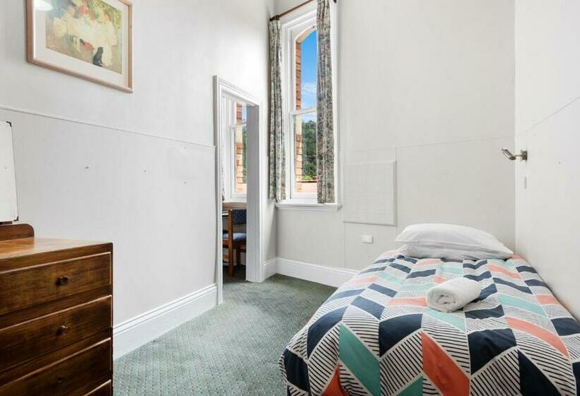 Номер Стандарт Трехместный, Empire Hotel Queenstown