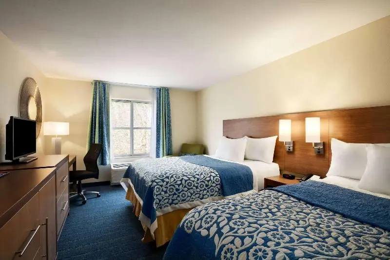 Perhehuone, Empire Hotel Queenstown