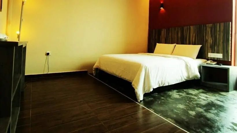 اتاق استاندارد, Eastville Residence
