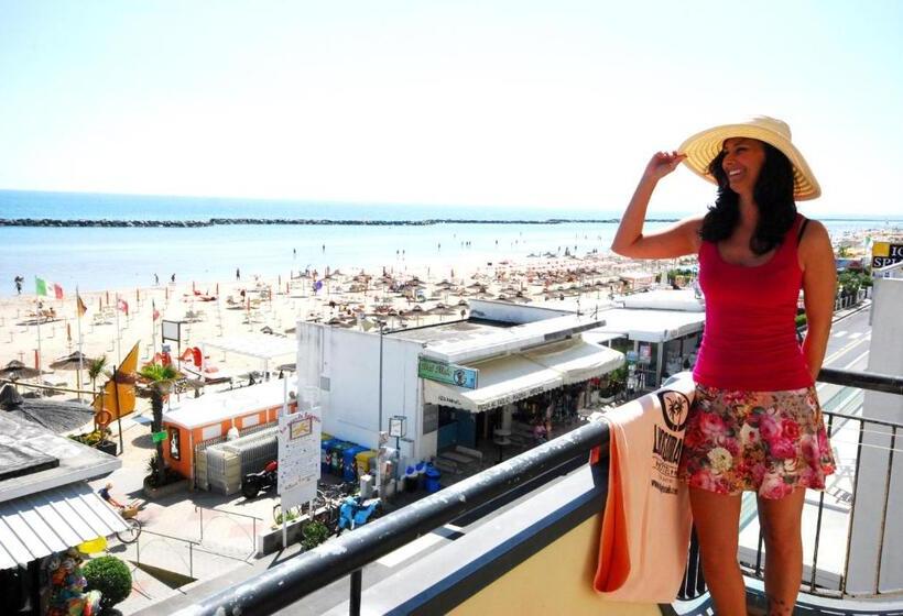 חדר סטנדרט לארבעה נוף לים, Lungomare