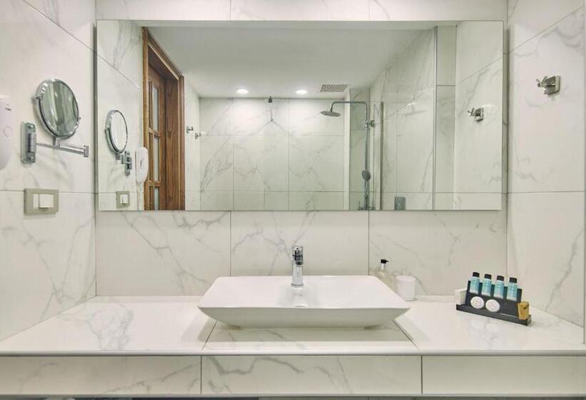 Quarto Comfort Vista Piscina, Palazetto Suites Zakynthos Adults Only