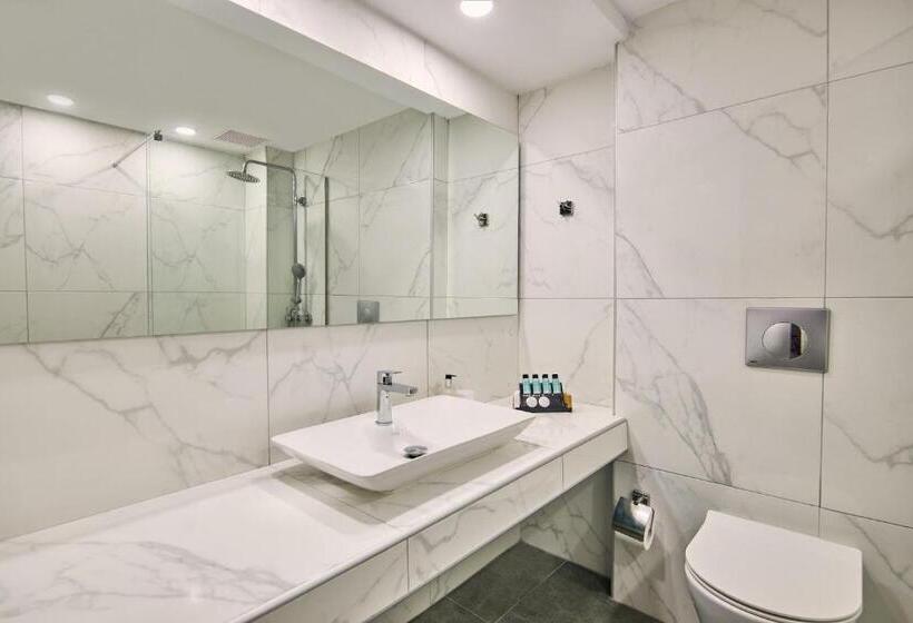 Quarto Comfort Vista Piscina, Palazetto Suites Zakynthos Adults Only