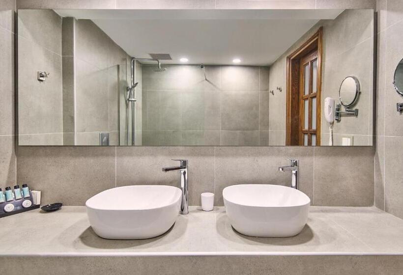 Quarto familiar vista piscina, Palazetto Suites Zakynthos Adults Only