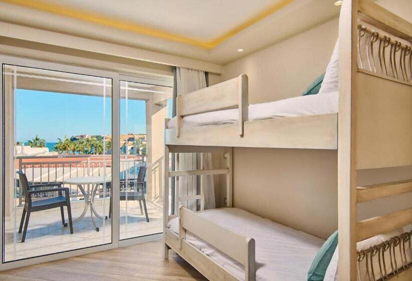 Quarto familiar vista piscina, Palazetto Suites Zakynthos Adults Only