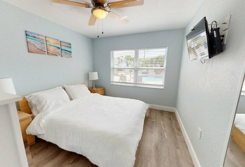 סוויטה נוף לבריכה, The Bungalows