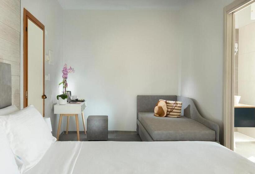 سوییت جونیور با چشم‌انداز دریا, Vela D'oro