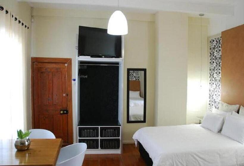 经济型工作室, Knysna Inn