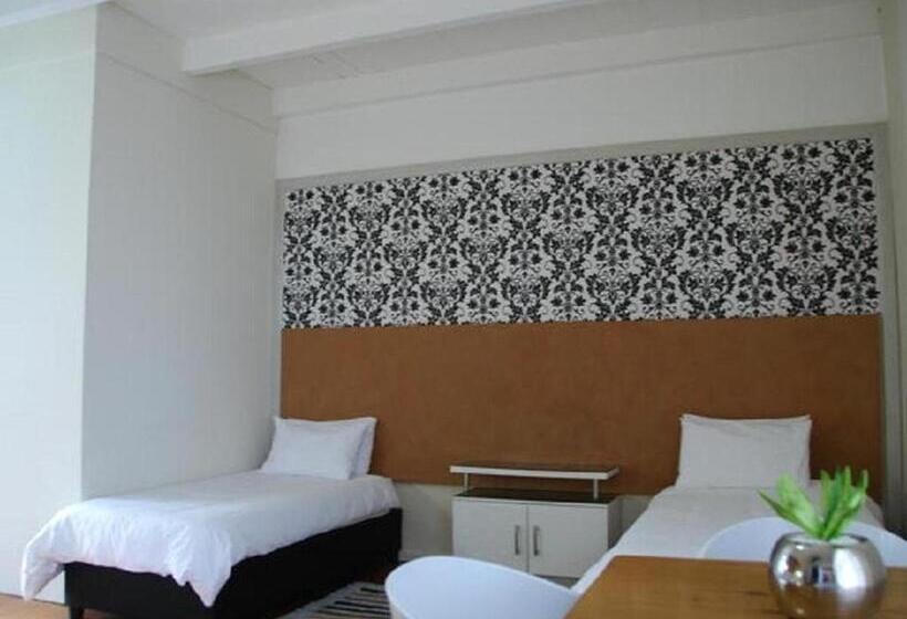 经济型工作室, Knysna Inn