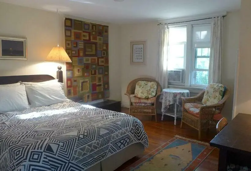 バス共有のスタンダードルーム, Morning Glory B&b