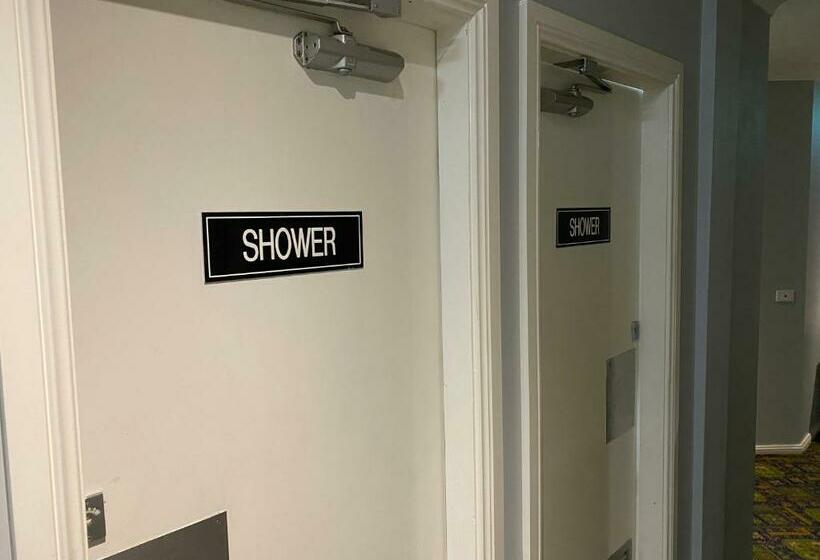 חדר סטנדרט חדר אמבטיה משותף, Royal Hotel Singleton