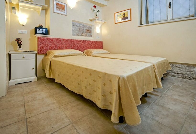 Номер Стандарт, Guest House Sotto I Volti Centro Storico