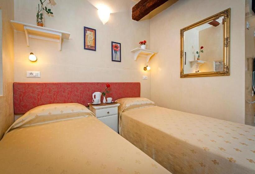 이코노미 룸, Guest House Sotto I Volti Centro Storico