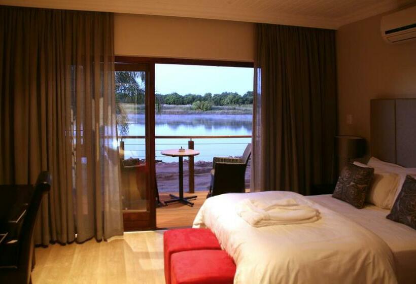 デラックスルーム, River Place Manor