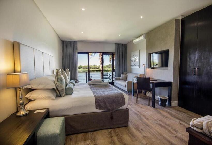 Номер Superior, River Place Manor
