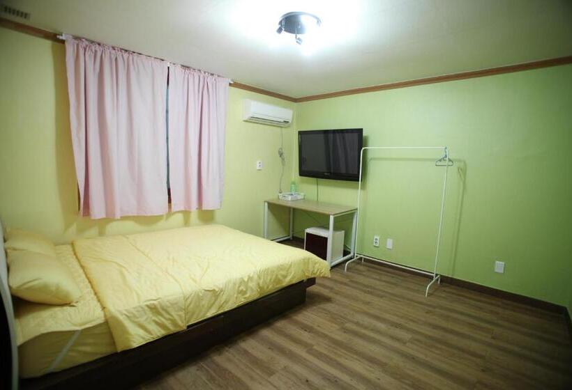 חדר סטנדרט, Yeosuro Guesthouse   Hostel
