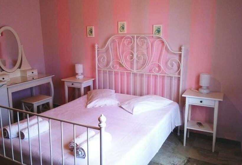 غرفة أساسية, Studios Lefkada