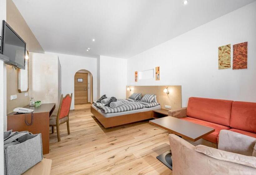سوییت جونیور با بالکن, 4 Sterne Superior Mühle Resort 1900   Adults Only
