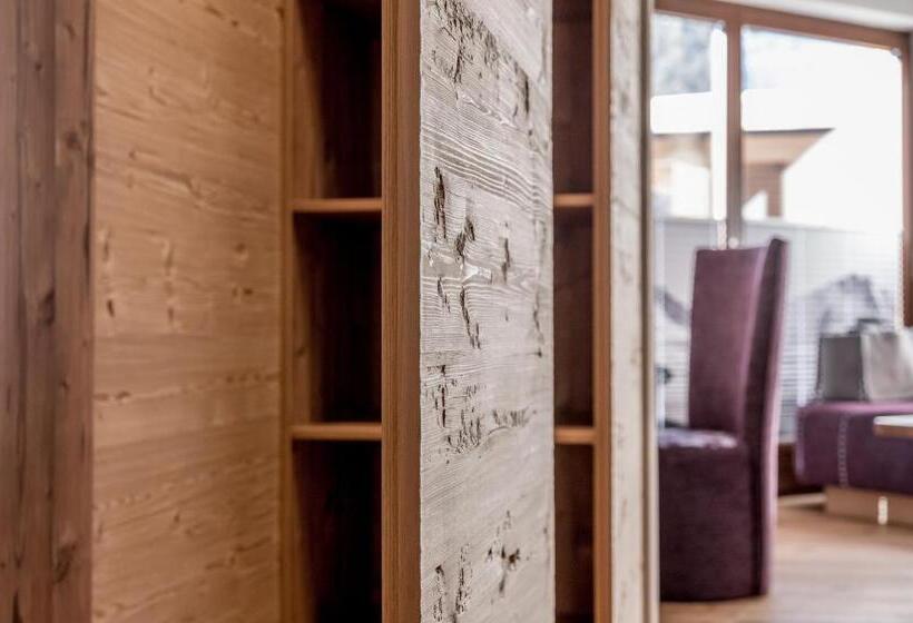 סוויטת ג'וניור דלוקס, 4 Sterne Superior Mühle Resort 1900   Adults Only