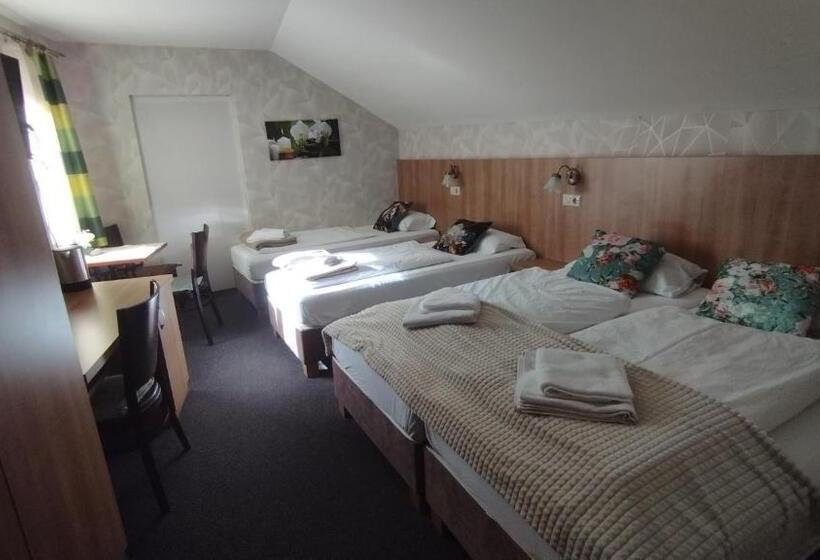 四人标准间, Jázmin Panzió Közös Konyhával