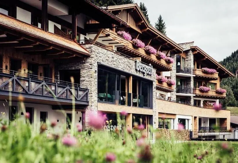 Sviitti 2 Makuuhuonetta, Biohotel Bergzeit