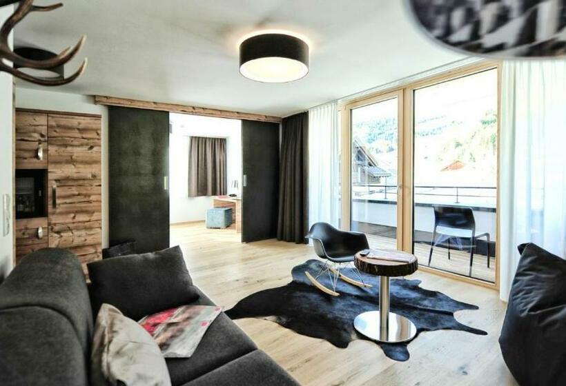 Люкс Superior, Alps Lodge