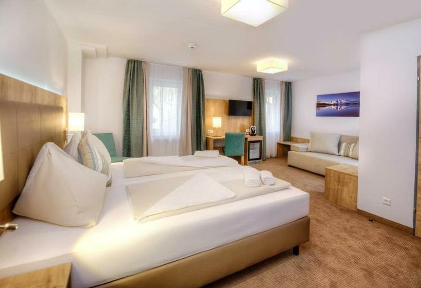 חדר סטנדרט לשלושה, Bergkristall