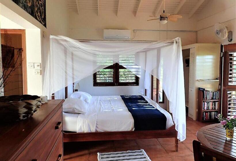 ویلای 3 خوابه, Two Bays Beach Villa Apartment And Studios