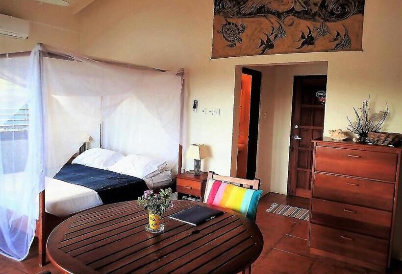 استودیوی لوکس, Two Bays Beach Villa Apartment And Studios