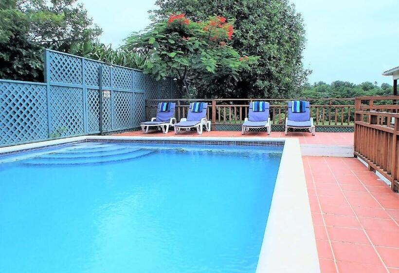استودیوی لوکس, Two Bays Beach Villa Apartment And Studios