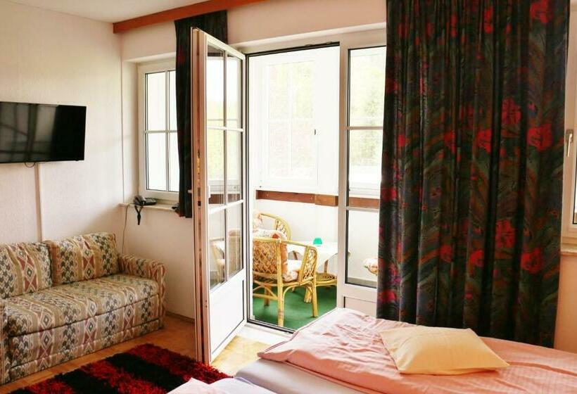 חדר משפחתי נוף לגינה, Familienparadies Reichenhauser