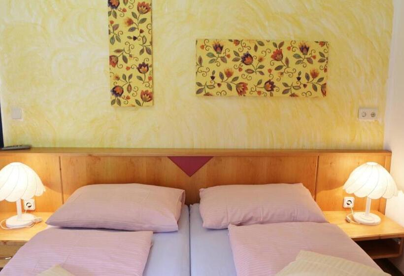 חדר סטנדרט עם מרפסת, Familienparadies Reichenhauser