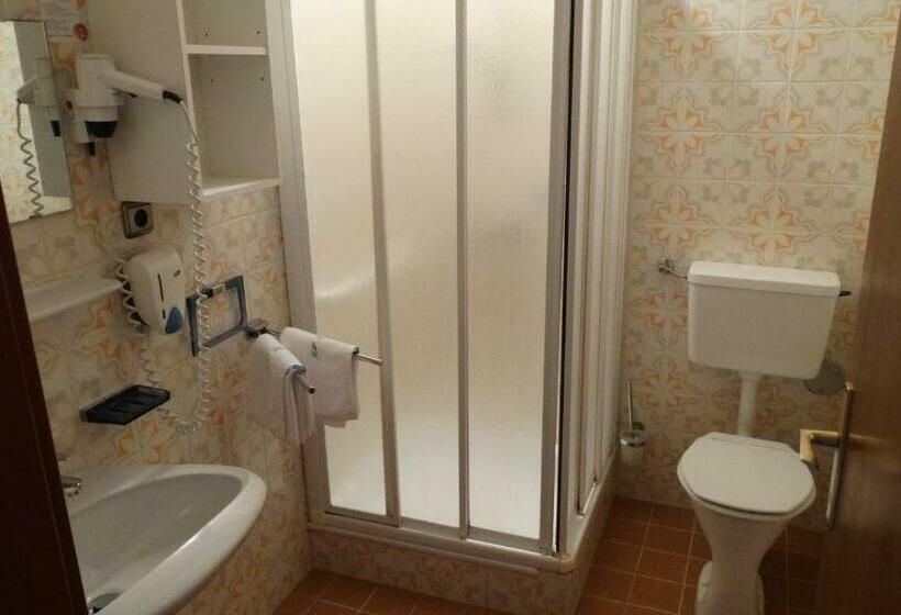 חדר סטנדרט, Gasthof Dickinger