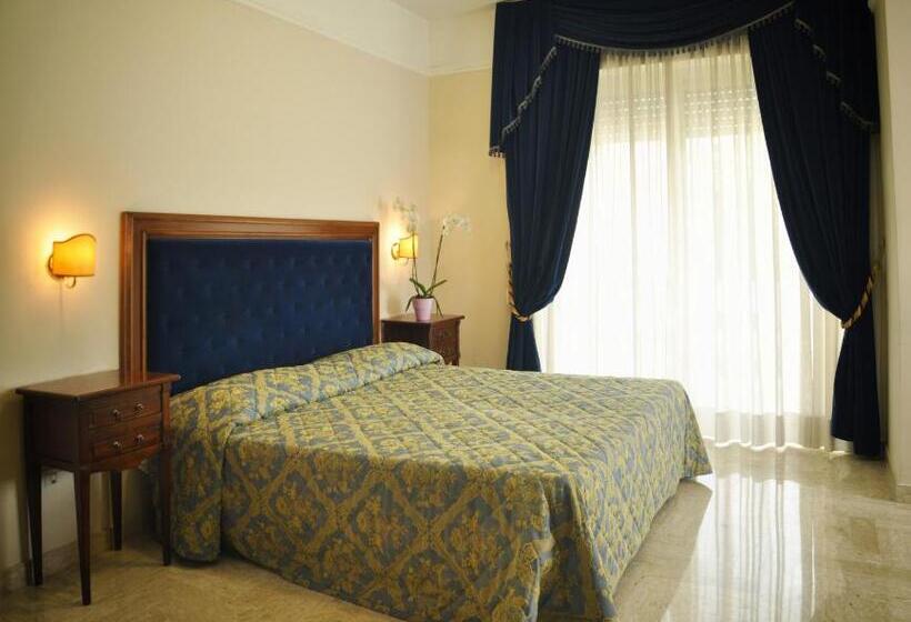 חדר סטנדרט, Mondial Park