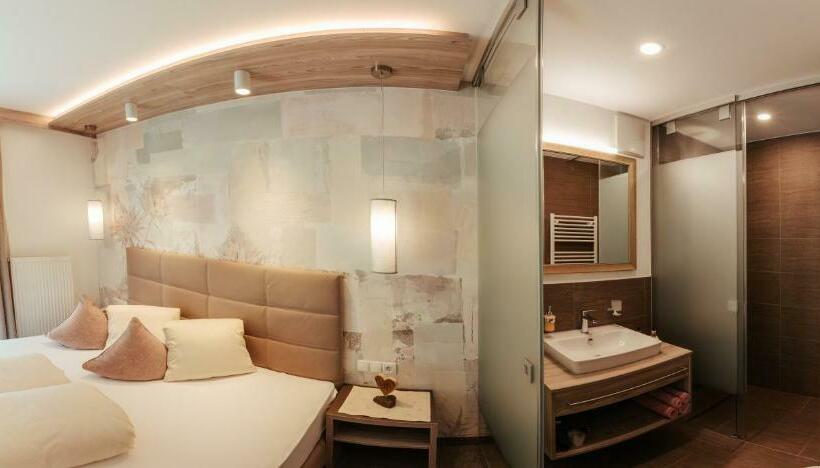 Номер Superior, St Leonhard