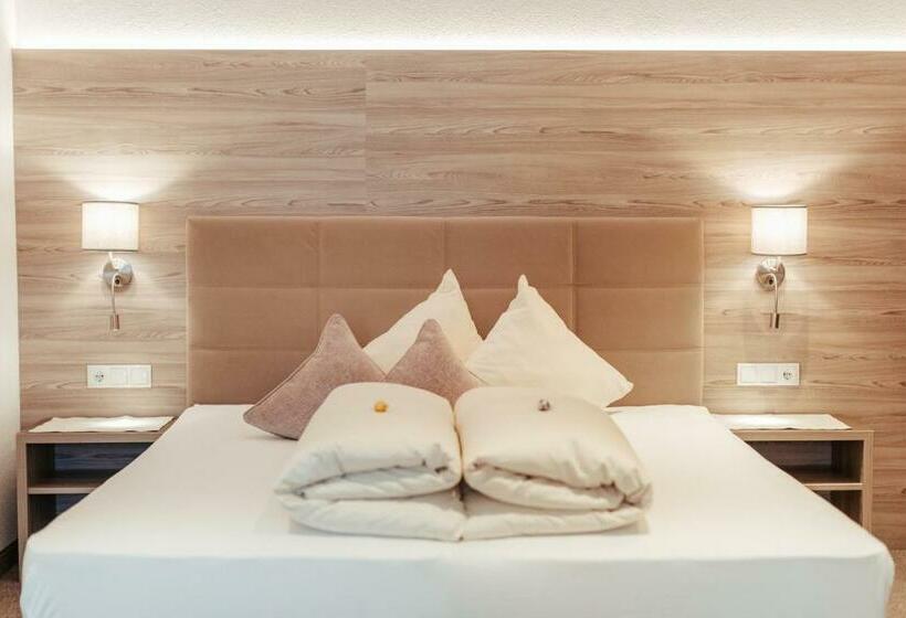 Номер Superior, St Leonhard