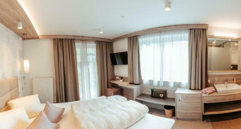 Номер Superior, St Leonhard