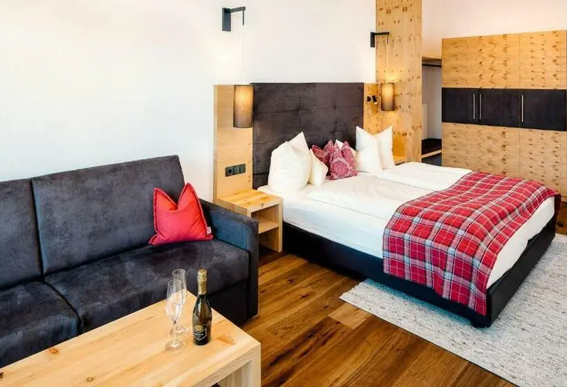 اتاق لوکس, Sedona Lodge