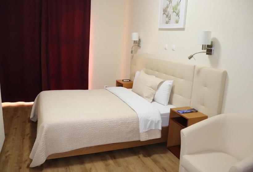 اتاق خانوادگی, Belém Tejo   Setubalense