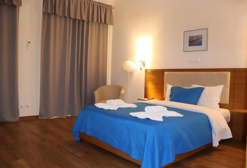 اتاق خانوادگی, Belém Tejo   Setubalense