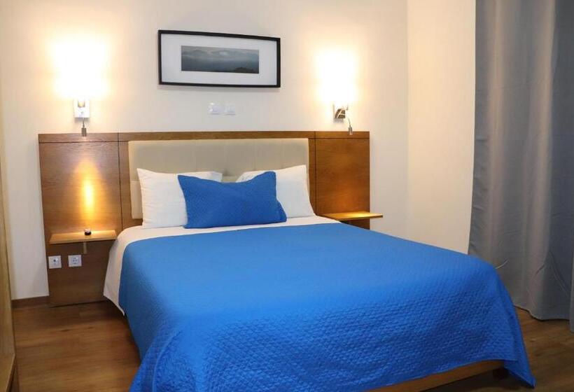 اتاق خانوادگی, Belém Tejo   Setubalense