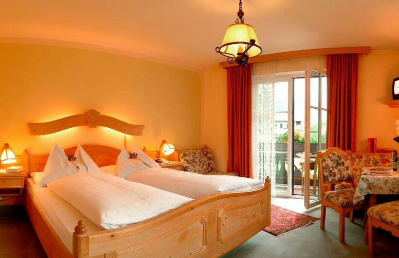 Номер Комфорт, Zum Toni