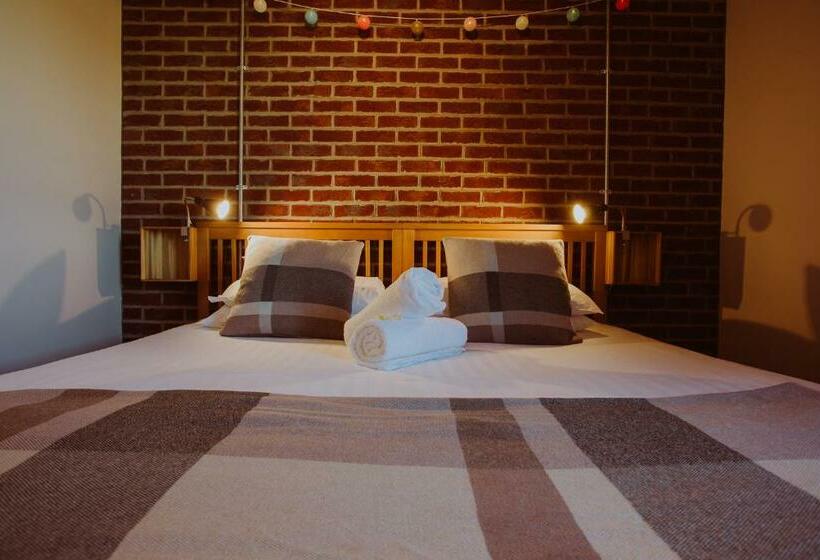 اتاق استاندارد, The Nest Boutique Hostel