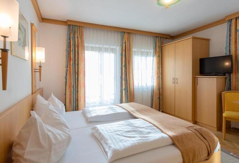 חדר סטנדרט עם מרפסת, Alpenhotel Badmeister